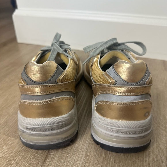 Golden Goose Running Dad Star Laminated Gold NIB Sz 40 $600 - Picture 5 of 9